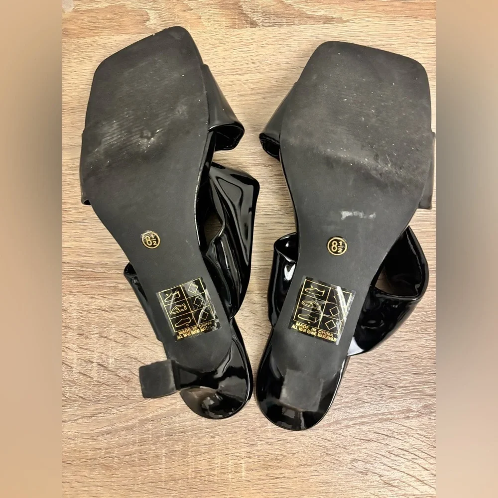 Lov mark Chic Black Women's Heels Size 8.5